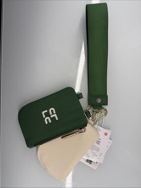 lululemon Dual pouch Wristlet Card & Coin Pouch Set